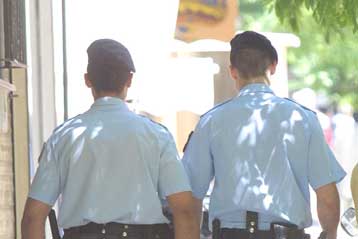 Αναλαμβάνουν καθήκοντα οι «Αστυνομικοί της Γειτονιάς»