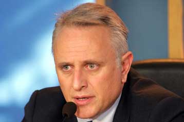 Επί τάπητος ο εκλογικός νόμος σε σύσκεψη το μεσημέρι στο Μέγαρο Μαξίμου