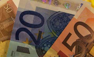 Προς εξέταση ο δημόσιος δανεισμός με ιδιωτική τοποθέτηση και έκδοση εντόκων γραμματίων