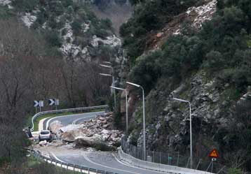 Φόβοι για ενδεχόμενο κατολισθήσεων και στις παρακαμπτηρίους των Τεμπών