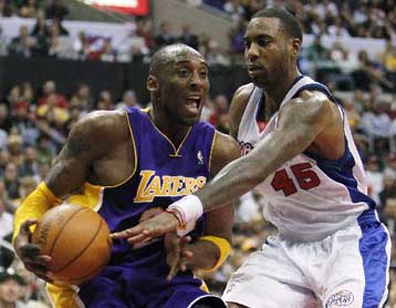 Οι Κλίπερς κέρδισαν το ντέρμπι του Λος Αντζελες