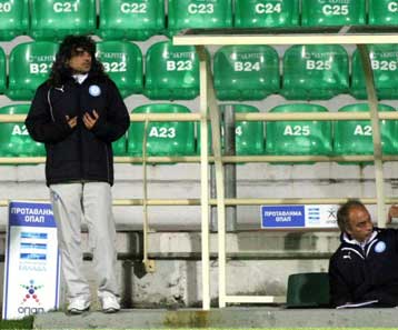 Καταγγελίες Κωφίδη για… μπράβους στα αποδυτήρια