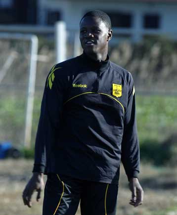 Ο Αρης παρουσίασε Έντι Τζόνσον, στη Θεσσαλονίκη και ο Αντου