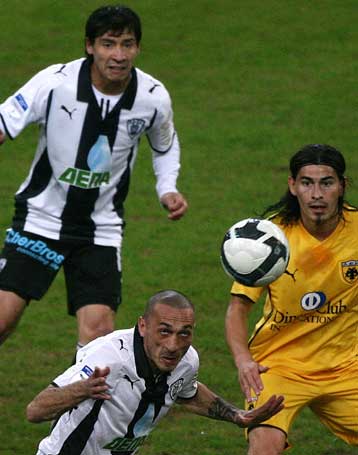 Ξαφνικό αμυντικό πρόβλημα στον ΠΑΟΚ και συστάσεις από τον Σάντος