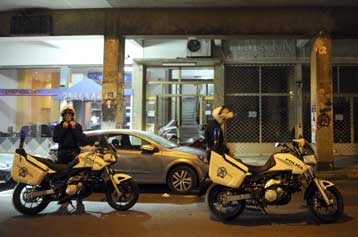 Η οργάνωση «Μηδενική ανοχή» πίσω από την επίθεση στα γραφεία του ΠΑΣΟΚ στην Καλλιθέα