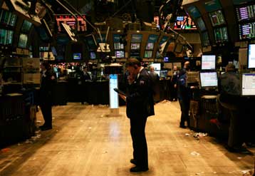 Μεικτό το κλείσιμο των ευρωπαϊκών αγορών και της Γουόλ Στριτ την Πέμπτη