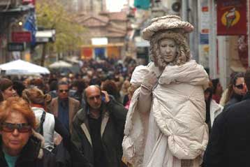 Ρεκόρ επισκέψεων στα μεγάλα εμπορικά κέντρα Αθήνας και Θεσσαλονίκης τον Δεκέμβριο