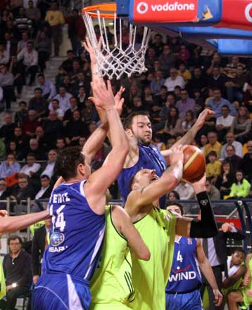 Ολυμπιο-νίκη και στο Αλεξάνδρειο με 60-48 για τον Πανελλήνιο