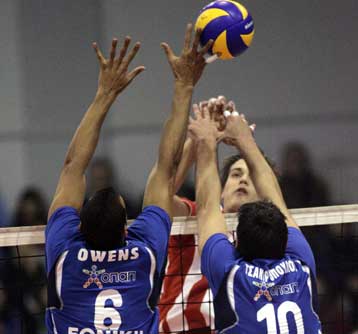 Διατήρησε αήττητο αλλά έχασε βαθμούς ο Ολυμπιακός