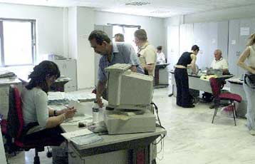 Ποιες αλλαγές ανακοινώνει η κυβέρνηση για τις γονικές παροχές