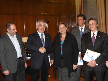 Δεν συμφώνησαν για ανατιμολόγηση και λίστα φαρμάκων Λ.Κατσέλη-φαρμακοβιομήχανοι