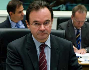 Δημοσίευμα στους Financial Times για την «ανάγκη εξόδου» της Ελλάδας από την ευρωζώνη