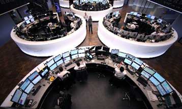 Αυξημένο κόστος για την άντληση 2 δισ. ευρώ από τη δημοπρασία εντόκων γραμματίων