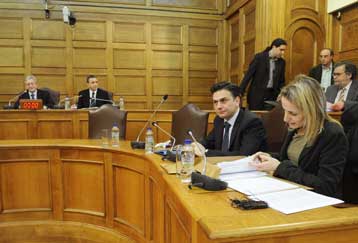 Συναίνεση αλλά και αντιδράσεις επί του νομοσχεδίου για τα καμένα στην Αττική