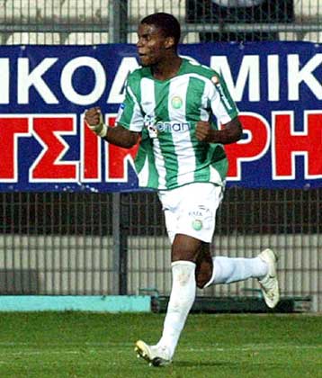 Στον Πανιώνιο ο Μπουβάλ, την Τετάρτη στη Ν. Σμύρνη και ο Τσότσαλιτς