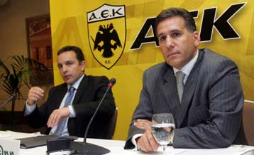Οι μέτοχοι της ΑΕΚ στέλνουν στα δικαστήρια τον Κοζώνη