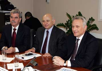 Κατ΄αρχήν στήριξη στον «Καλλικράτη» προσφέρουν ΕΝΑΕ και ΤΕΔΚΝΑ