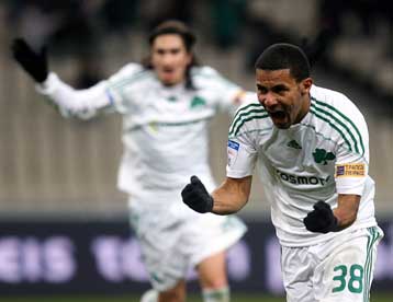 Ο Κλέιτον απέτρεψε τα… εμφράγματα και έστειλε τον ΠΑΟ στους «8» του Κυπέλλου