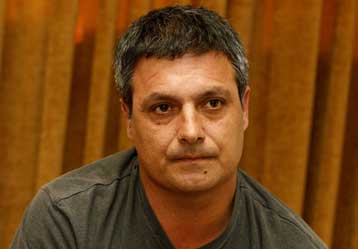 Αρχισε η δίκη για τη δολοφονία του Αυστραλού Ντουζόν Ζάμιτ στη Μύκονο