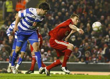 Η Λίβερπουλ αποκλείστηκε από τη Ρέντινγκ, πρόκριση για τη Νιούκαστλ