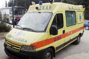 Συγκεντρωση διαμαρτυρίας των εργαζομένων στo ΕΚΑΒ στη Θεσσαλονίκη