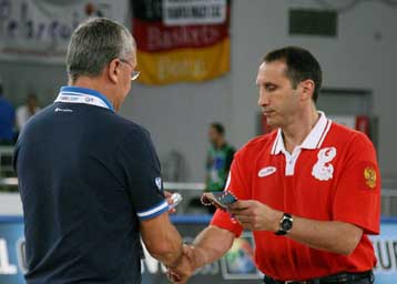 Ο Αρης συμφώνησε με τον Μπλατ που αναλαμβάνει την Παρασκευή