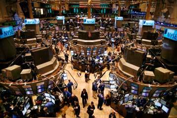 Ανοδος στις αγορές της Ευρώπης και τη Γουόλ Στριτ την Πέμπτη