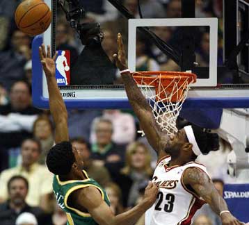 O Γκάινες σωτήρας των Τζαζ στην εκπνοή