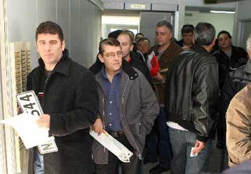 Τέλη κυκλοφορίας μπορεί να επιβληθούν μόνο με νόμο, η εισήγηση στο ΣτΕ