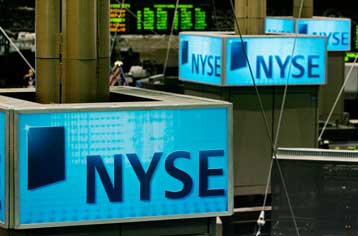 Υποχώρησαν οι δείκτες των ευρωπαϊκών αγορών και της Γουόλ Στριτ την Παρασκευή