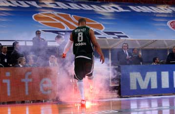 «Δεν θα άφηνα τη γυναίκα και το παιδί μου να έρθουν σε ντέρμπι» δήλωσε ο Μπατίστ