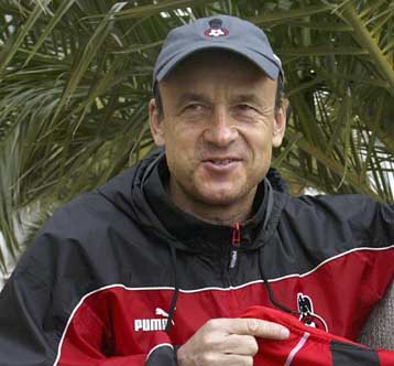 Τον Ζερνό Ρορ στέλνουν στον πάγκο της Καβάλας