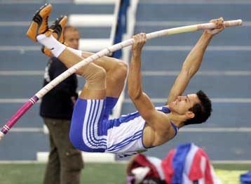 «Πτήση» με νέο πανελλήνιο ρεκόρ στο επί κοντώ για τον Φιλιππίδη σε διεθνές μίτινγκ