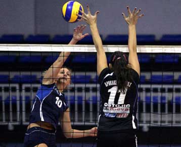 Από το Ανατόλια η μεγάλη ανατροπή, νίκες για τα υπόλοιπα φαβορί