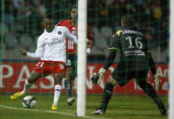 Περιμένοντας την Μαρσέιγ, η Μπορντό είδε τις Λιλ και Μονπελιέ να νικούν