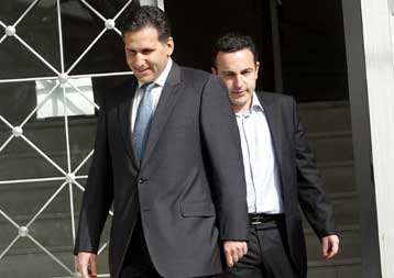 Τα βρίσκουν οι μέτοχοι με τον Αδαμίδη που επανέρχεται ως φαβορί για την προεδρία