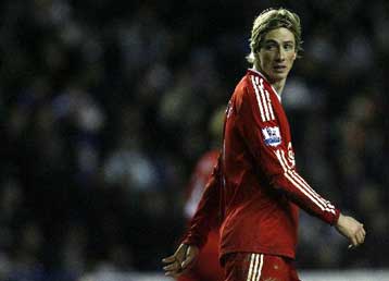 Χειρουργήθηκε με επιτυχία ο Τόρες και επιστρέφει νωρίτερα