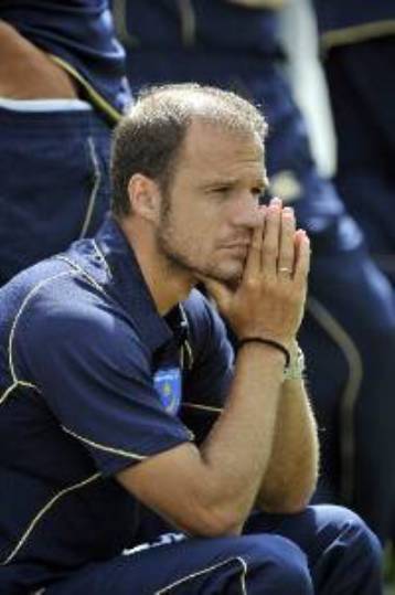 Ο Γκραντ προανήγγειλε επιστροφή του Μπασινά στην Πόρτσμουθ