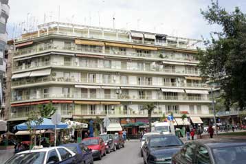 Ψηφίζονται την Τρίτη οι ρυθμίσεις για τις γονικές παροχές, προς αύξηση το αφορολόγητο