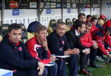 Με προσοχή και με όλα τα όπλα στη φαρέτρα του ο Πανιώνιος στη Φυλή