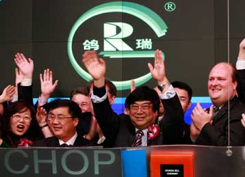 Ανοδος στα ευρωπαϊκά χρηματιστήρια και τη Γουόλ Στριτ την Τρίτη