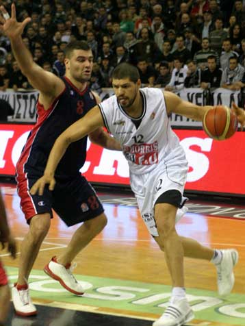 Ο Μπορόβνιακ ήρθε, ο Εφθίμοφ φεύγει από τον Πανιώνιο