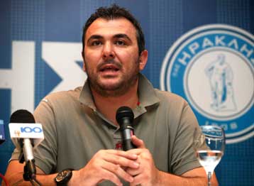 Ο Ρέμος παραμένει στο τιμόνι της ΠΑΕ, έστω και χωρίς τον Λαντάνι