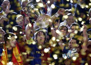 Η UEFA ανακοίνωσε τη… μισή Μπαρτσελόνα στην καλύτερη ενδεκάδα του 2009