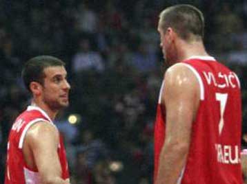 Βούισιτς, Χαλπερίν και Μπλατ έχασαν λεφτά από πρώην μάνατζερ της Μακάμπι