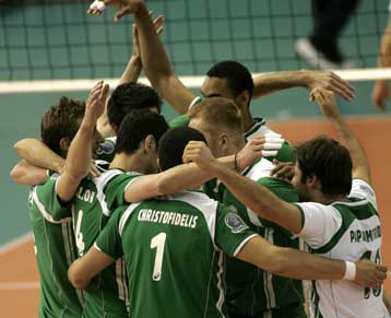 Στους «12» του Champions League πέρασαν Παναθηναϊκός και Ολυμπιακός