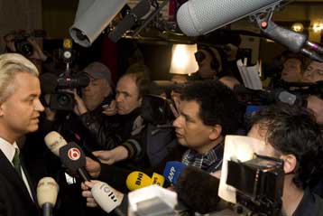 Αρχισε η δίκη του ακροδεξιού Ολλανδού βουλευτή Χερτ Βίλντερς