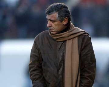 «Σήμερα χαιρόμαστε, από αύριο ο Ολυμπιακός» τόνισε ο Σάντος