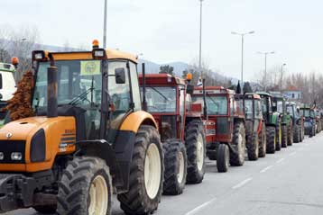 Συνάντηση με τον πρωθυπουργό ζητούν τώρα οι αγρότες
