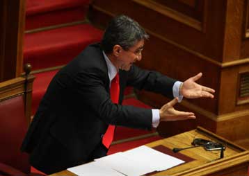 Νέα επίθεση Λοβέρδου κατά της προηγούμενης διοίκησης του ΟΑΕΔ